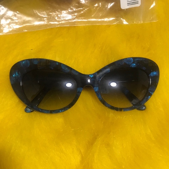 FAY Blue Iridescent cat eye style sunglasses - Picture 2 of 5